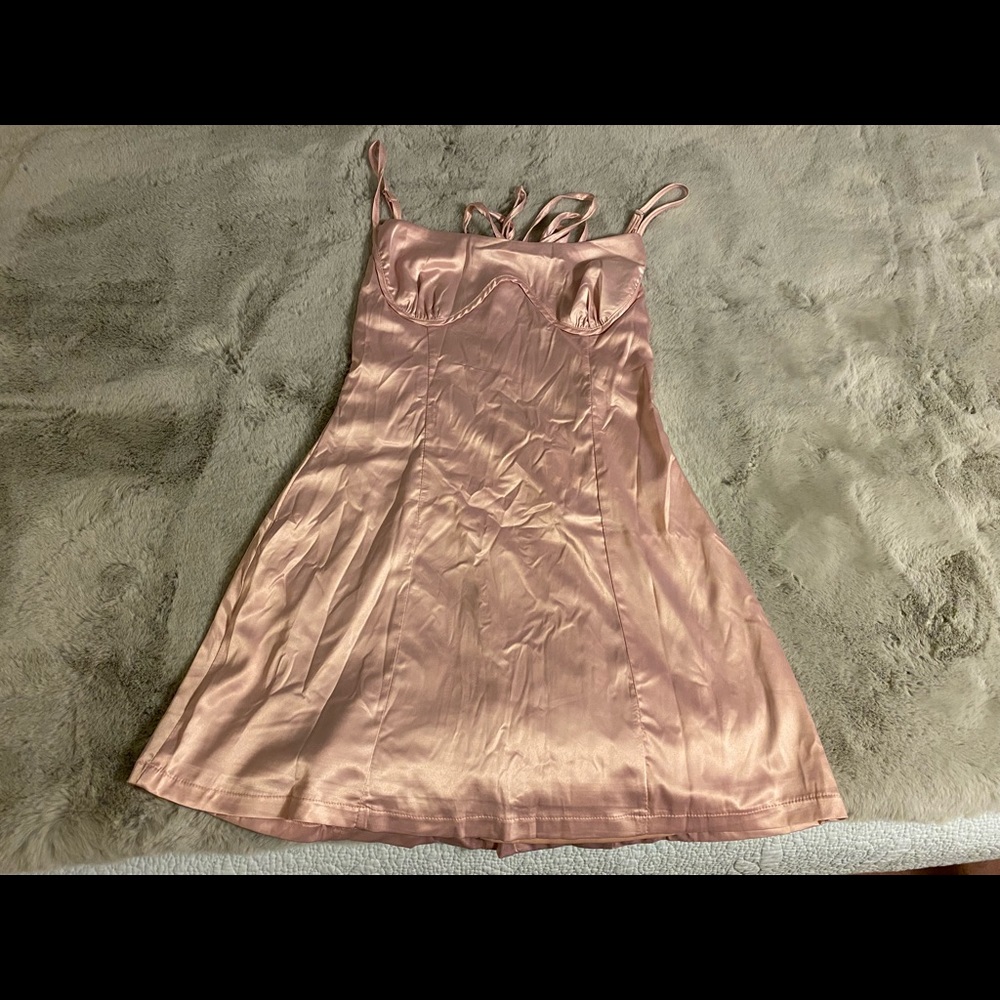NWT Beginning Boutique x Emma Rose Pink dress size 8